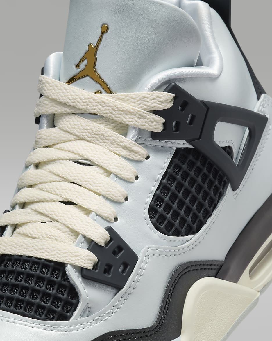 Air Jordan 4 Retro Big Kids Shoes